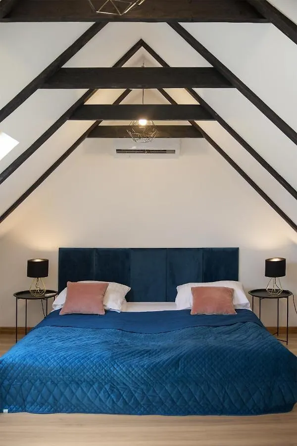 Bed and Breakfast Royal Гданьск